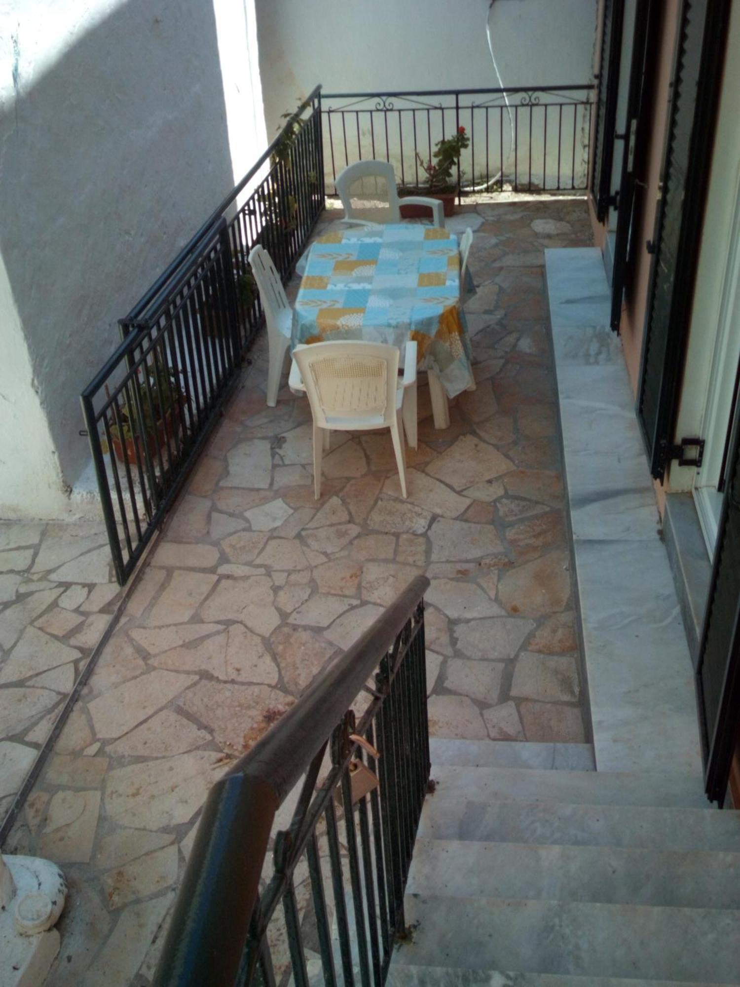 Georgia Beach Apartments Mesongí Buitenkant foto